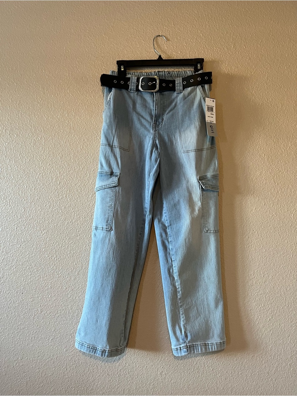 NWT Madden Girl Skater Jeans size Small.